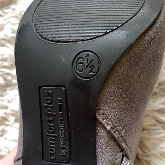 Suede booties - Picture 6 of 6